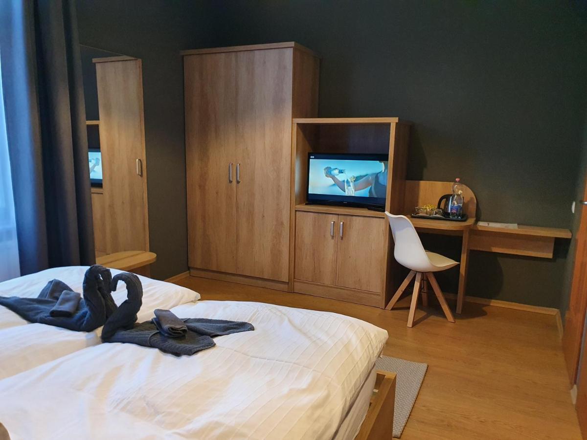Deak Panzio Bed and Breakfast Nagykoros Eksteriør billede