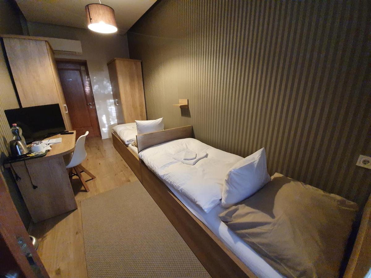 Deak Panzio Bed and Breakfast Nagykoros Eksteriør billede